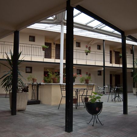 Hotel Urgain Oronoz-Mugaire Екстер'єр фото