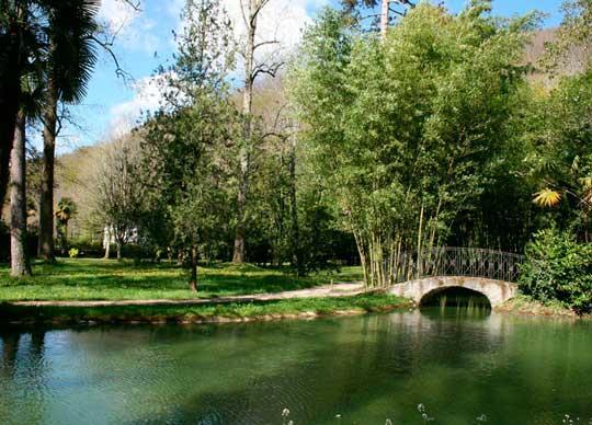 Hotel Urgain Oronoz-Mugaire Екстер'єр фото
